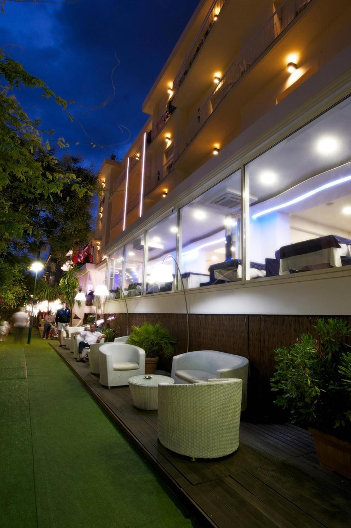 Hotel Lido Cattolica Esterno foto